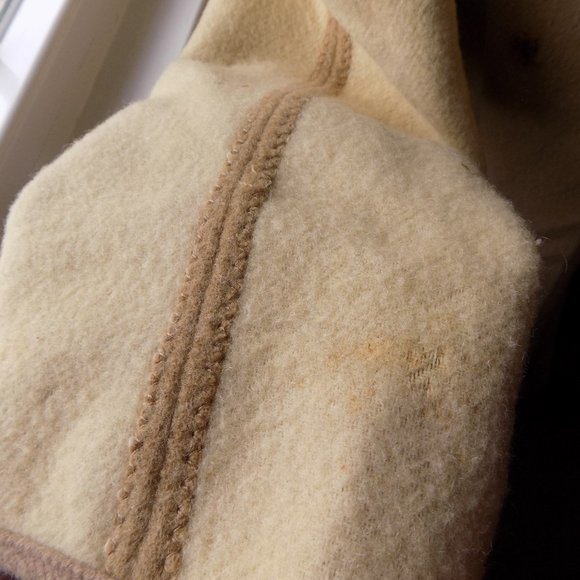 Vintage Beige and Cream Swing Coat Women's Plus Size 1X-XXL - Picture 4 of 8